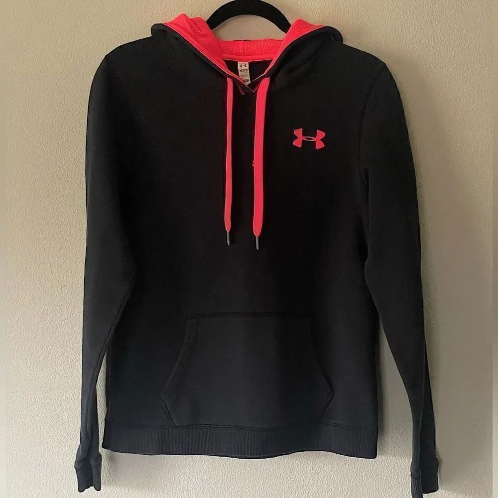 Women’s Under Armour Black (w/ Pink), Long-Sleeve Hoodie. Size Medium.